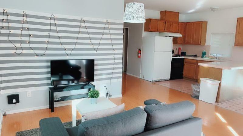 Pasadena Single House 3B1B 三房一厅一厨一浴 Lejlighed Eksteriør billede